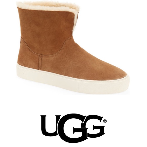 UGG Shoes - Ugg Chestnut winter Boots women’s size 10